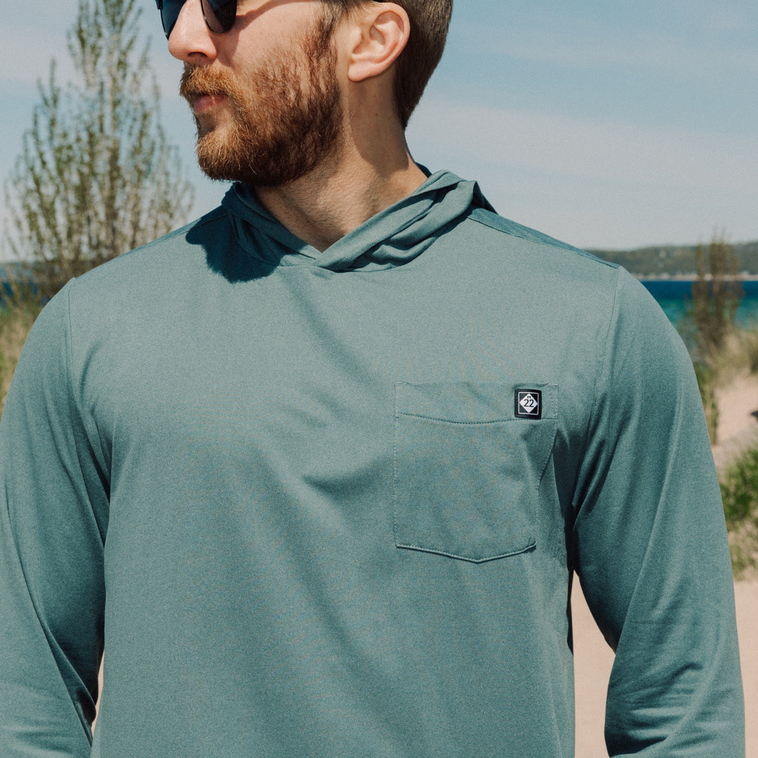 SHADE POCKET HOOD